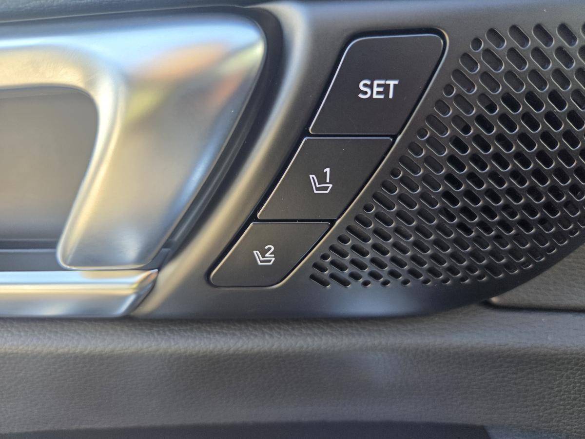 2025 Kia Telluride - Image 17